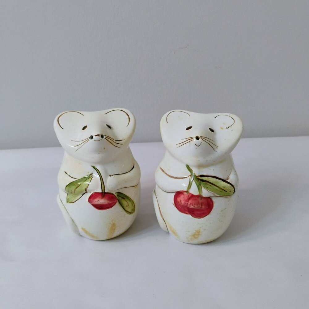 Vintage Laurie Gates Mouse Salt Pepper Shakers Mice & Cherry Design Ceramic 90s